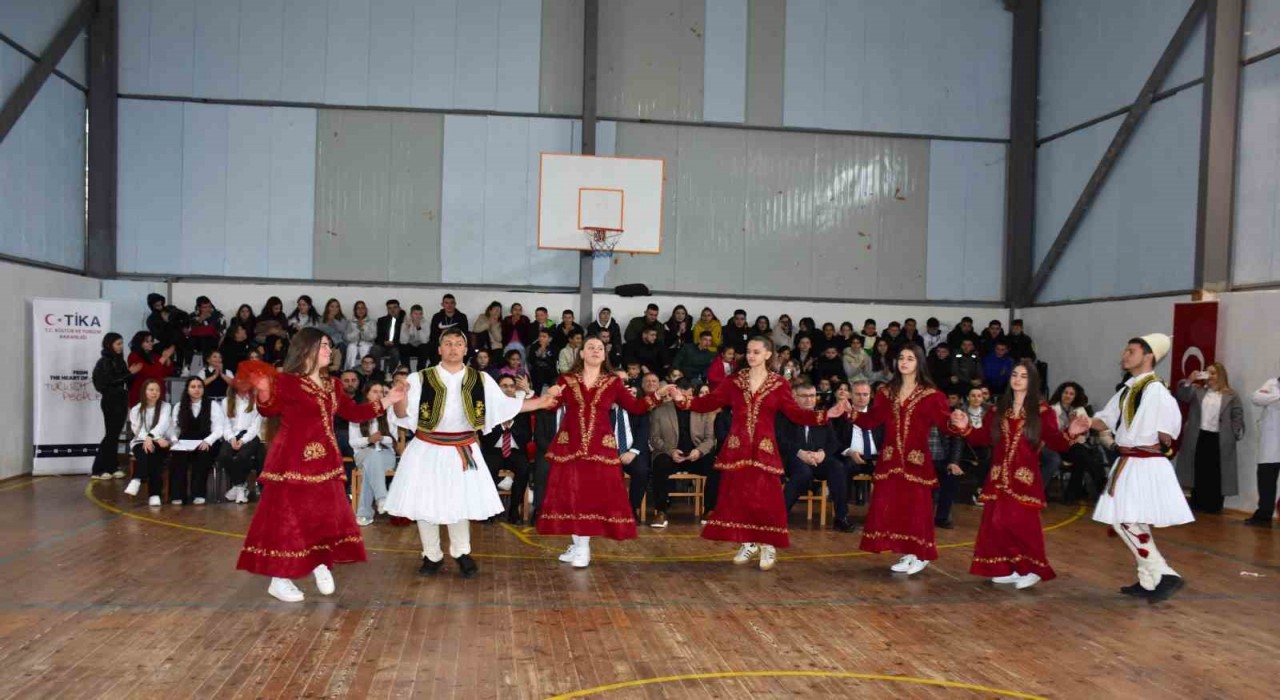 TİKA Arnavutluktaki Okula Fen ve Yabancı Dil Laboratuvarları kurdu