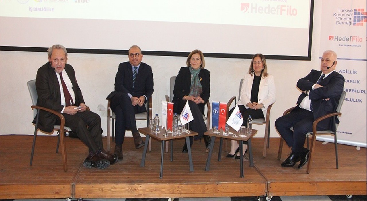 TKYD Anadolu Seminerlerinin yeni yılda ilk durağı İzmir oldu