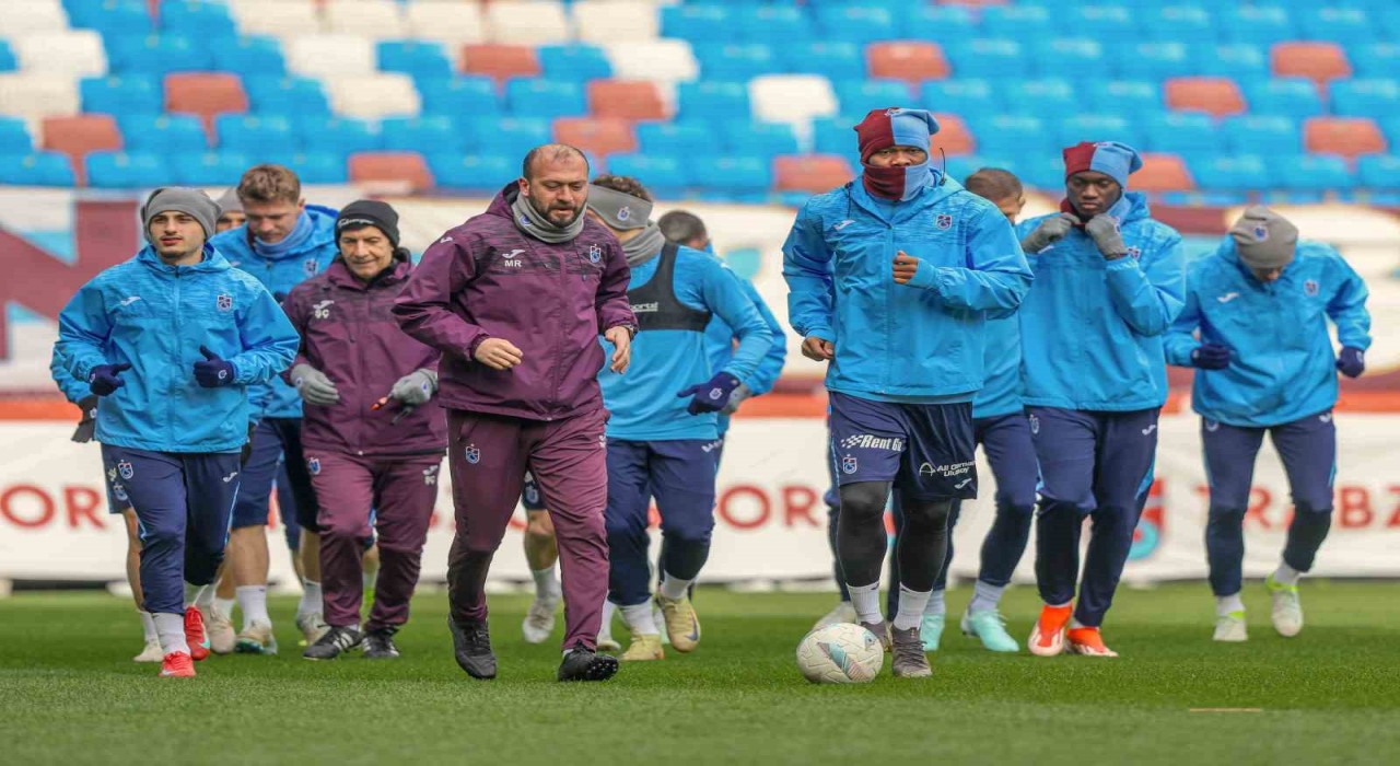 Trabzonspor, Çaykur Rizespor maçı hazırlıklarını Papara Parkta tamamladı