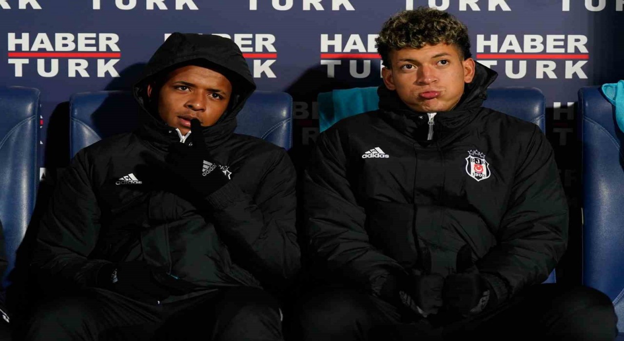 Trendyol Süper Lig: Eyüpspor: 1 - Beşiktaş: 0 (Maç devam ediyor)