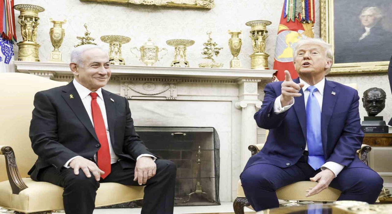 Trump: İsrail, bugün tüm esirlerin serbest bırakılması için konulan son tarih hakkında karar vermek zorunda kalacak
