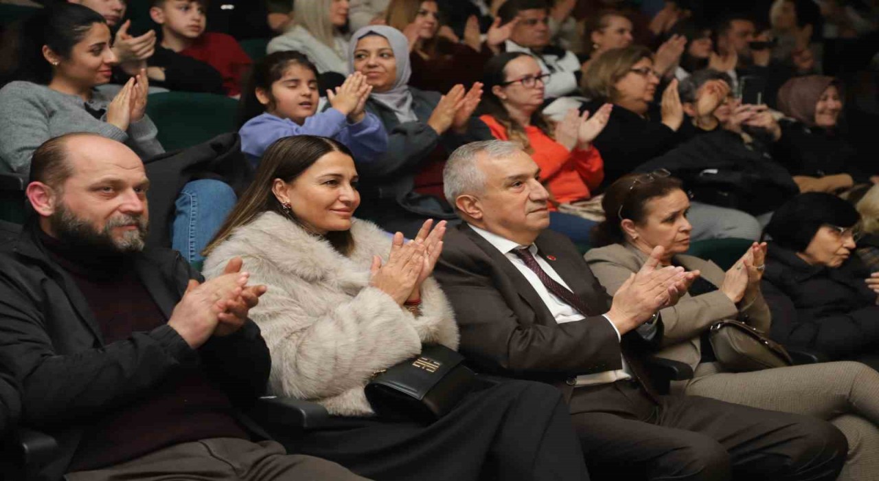 Turgutlu Belediyesinin ‘Kış konseri büyüledi