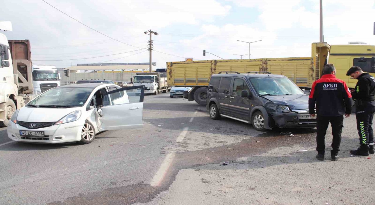 Turgutluda trafik kazası: 1 yaralı