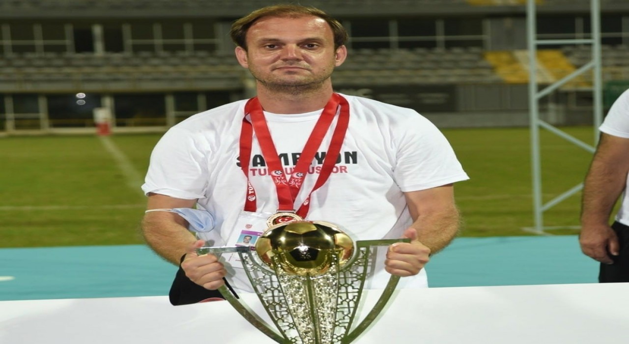 Turgutlusporda Eray Gülay ile yollar ayrıldı