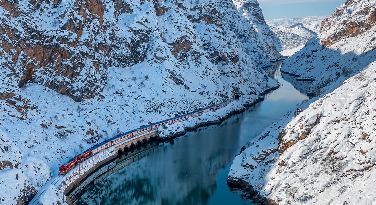 Turistik Doğu Ekspresi ile Kışın Masalsı Yolculuğu
