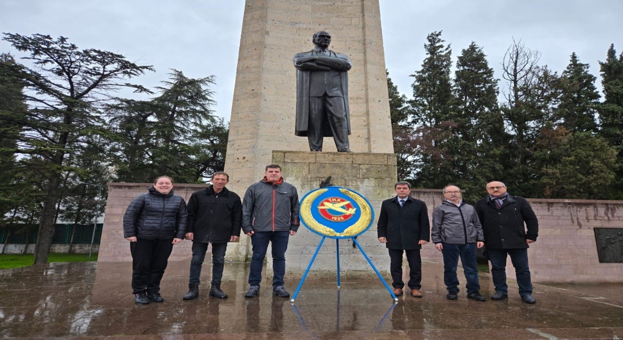 Türk Hava Kurumu 1OOüncü yaşını kutluyor