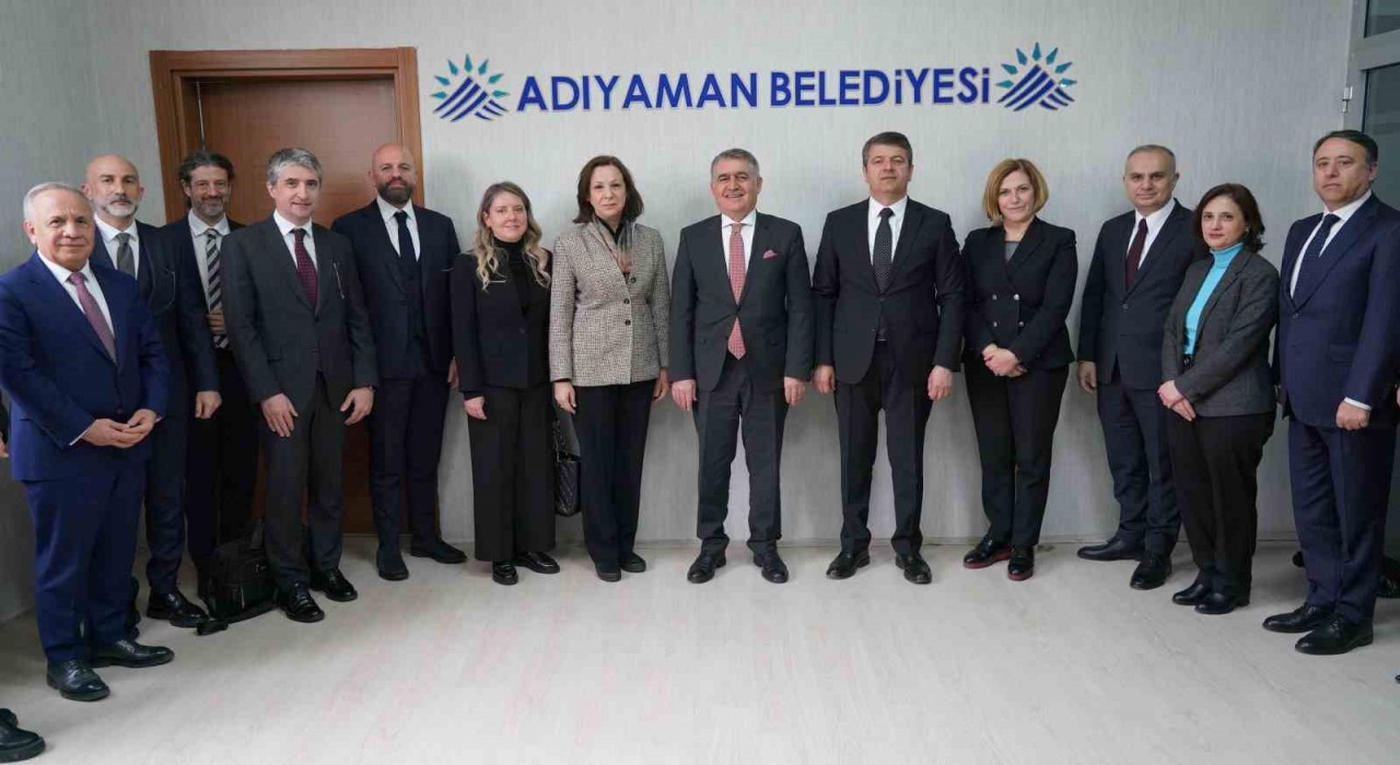 TÜSİAD heyeti Başkan Tutdereyi ziyaret etti