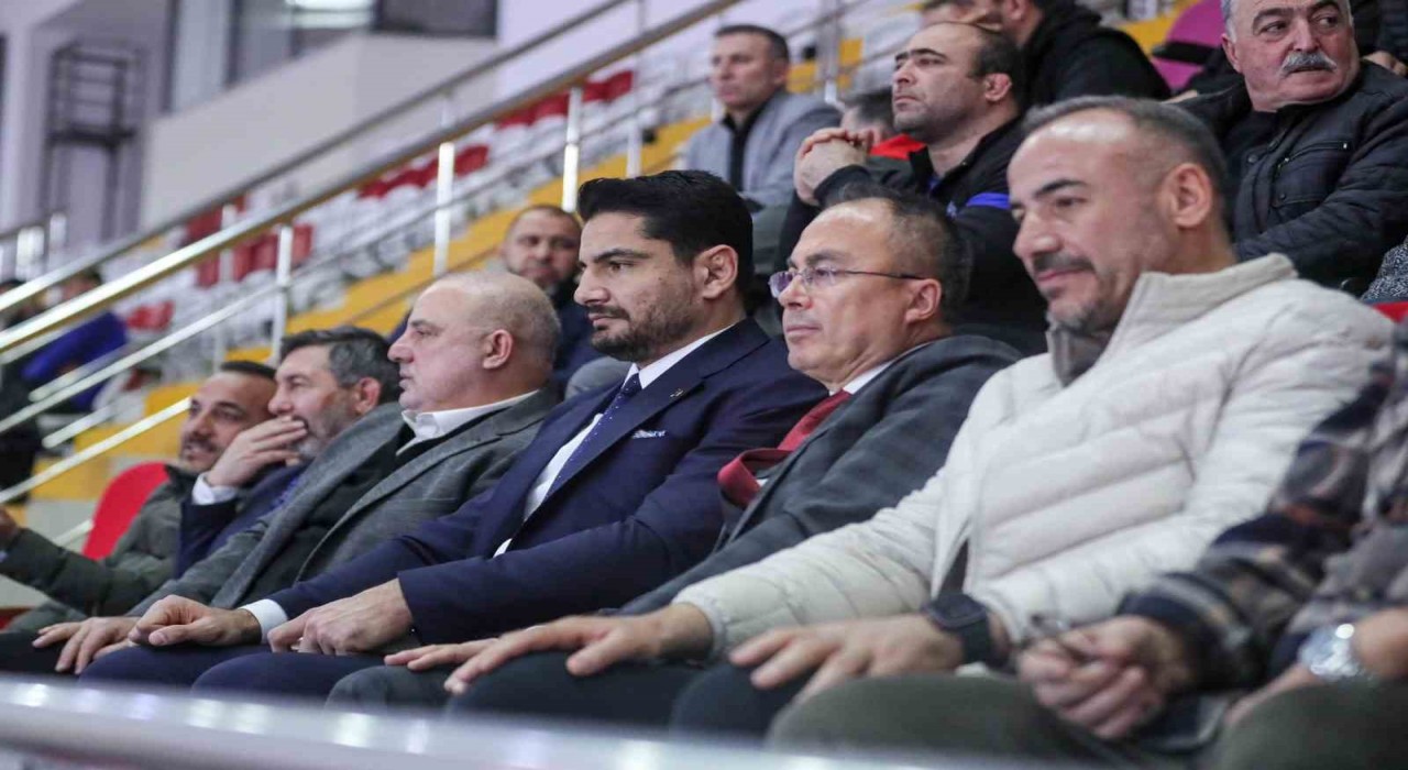 U23 Serbest Türkiye Güreş Şampiyonasında ilk gün sona erdi