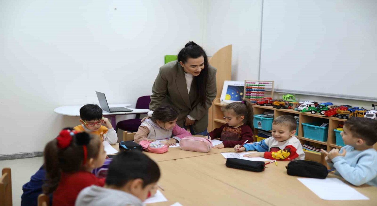 Uğur Böcekleri Gündüz Bakımevinde Sevgi ve Güven Dolu Eğitim!
