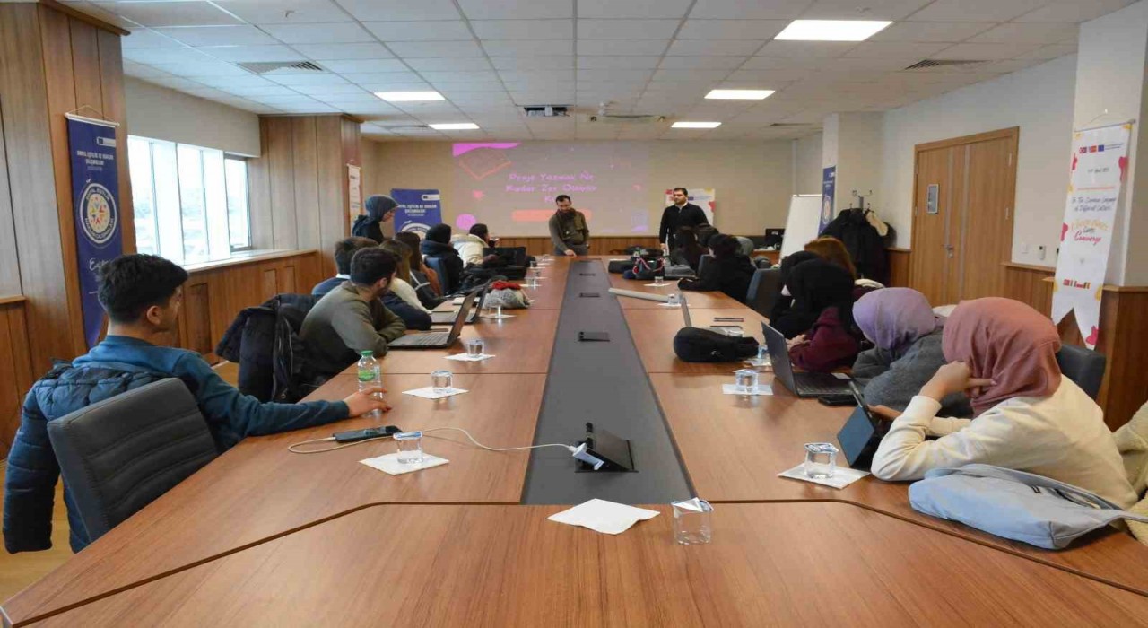 Üniversiteliler workshopla bilgilerini pekiştirdi