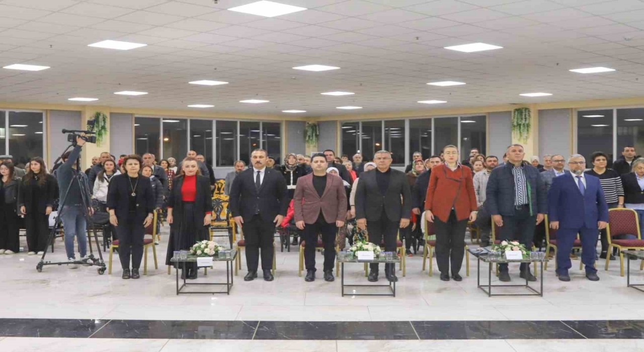 Ünlü şair Karakoç, Köşkte anıldı