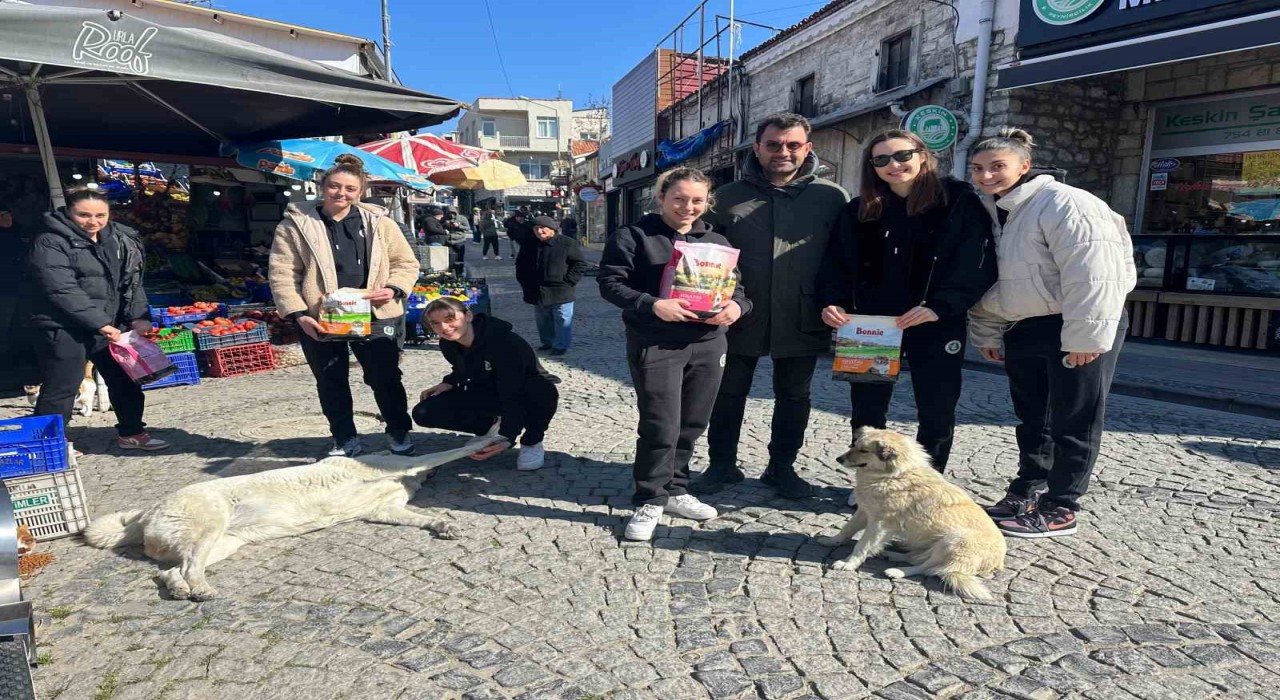 Urla Kadın Basketbol Takımının hedefi play-off