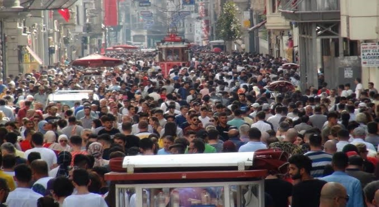 Uşak’ta Nüfus Düşüşte! İşte İlçelere Göre Dağılım