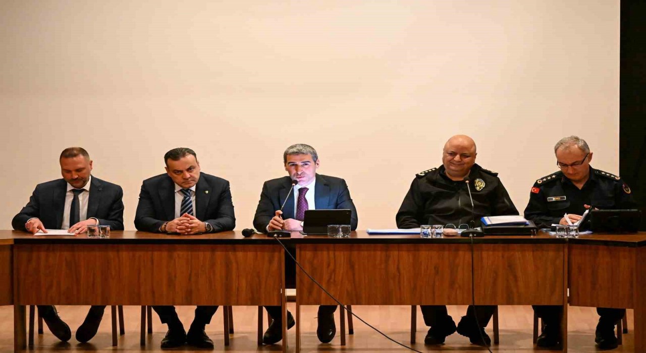 Uşakta Okul Güvenliği Toplantısı gerçekleştirildi