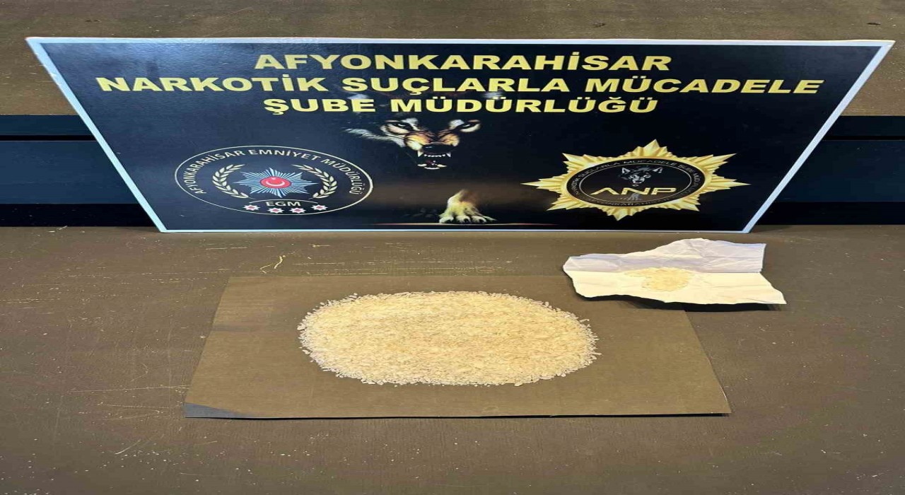 Uyuşturucu ile yakalanan 2 kişiden biri tutuklandı
