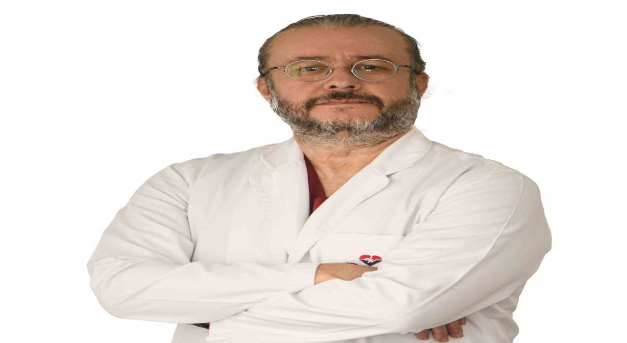 Uzm. Dr. Ahmet Bilge; Domuz gribine karşı aşı olmak, hastalığın yayılmasını önlüyor