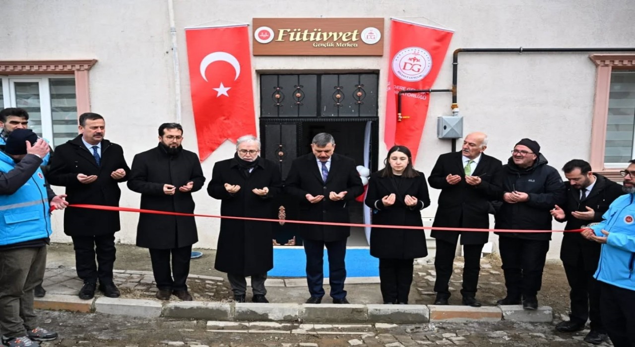 Uzunderede Fütüvvet Gençlik Merkezi