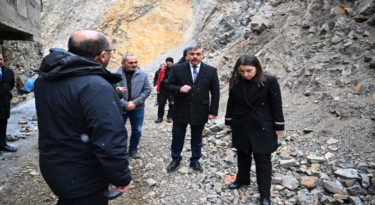 Uzunderede kaya ıslah çalışması tamamlandı