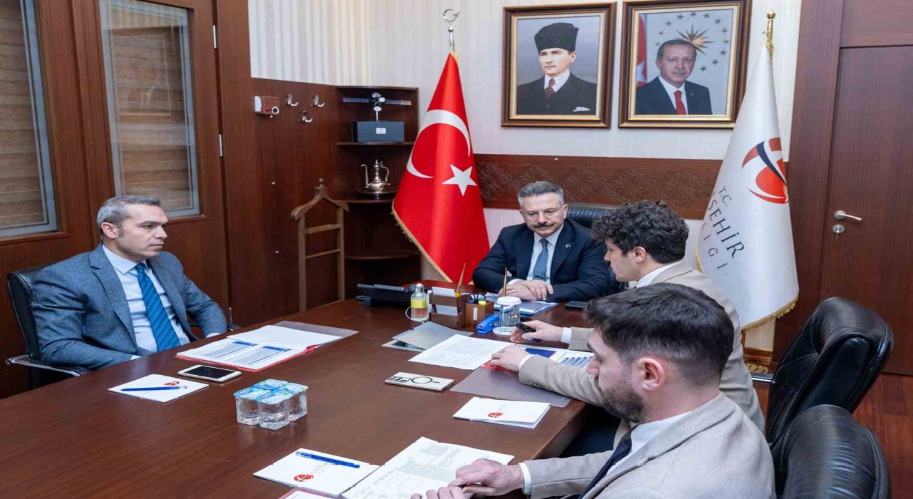 Vali Aksoya BEBKA projeleriyle ilgili bilgilendirme sunumu yapıldı