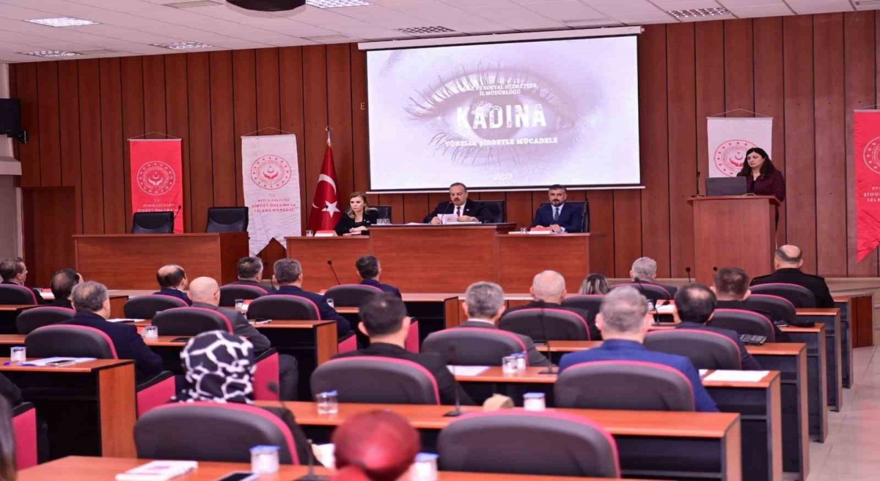 Vali Canbolat: Kadınlar, bu toplumun ayrılmaz bir parçasıdır