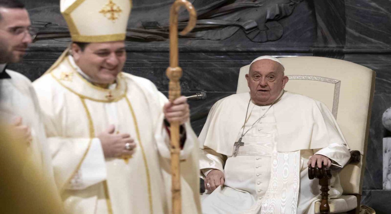 Vatikan, Papa Francisin sağlık durumunun kötüleştiğini açıkladı