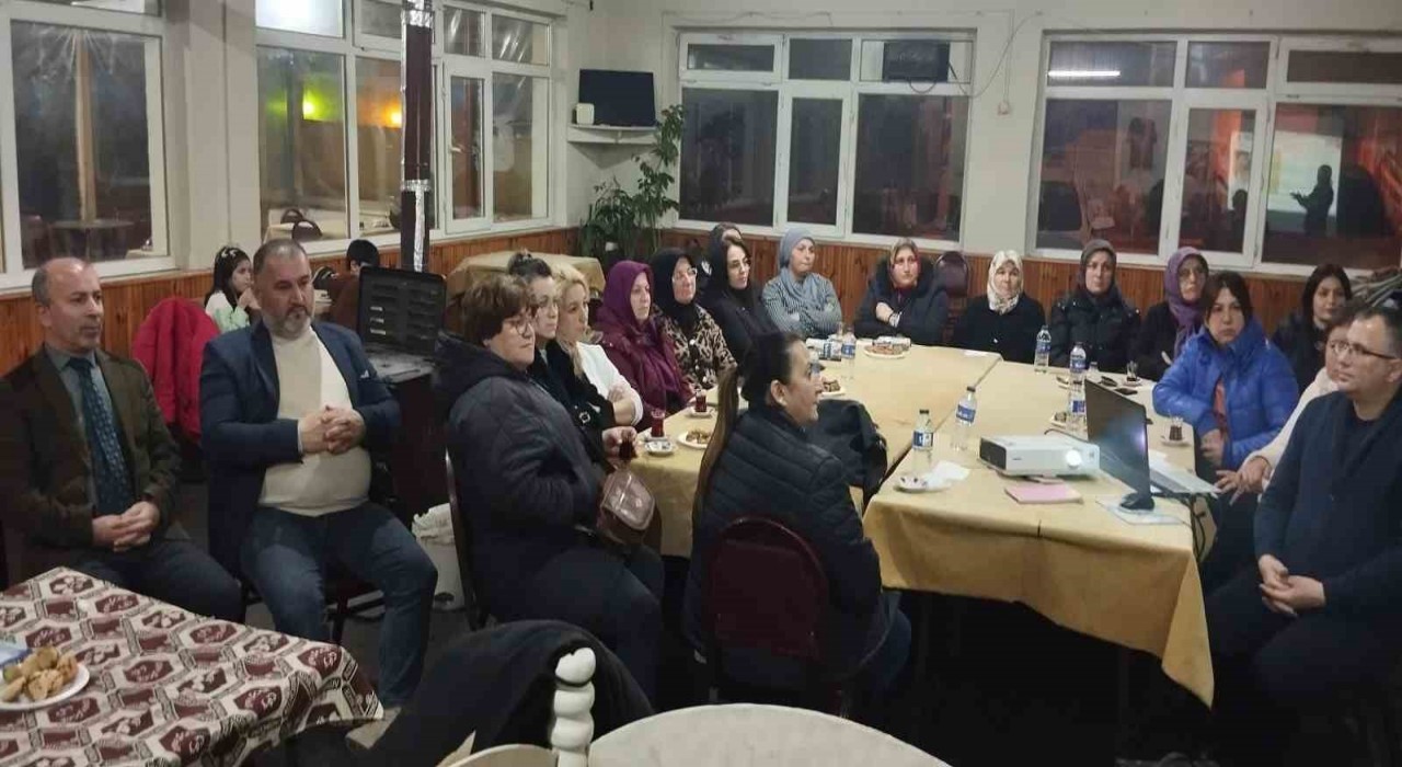 Velilere Türkiye Yüzyılı Maarif Modeli tanıtıldı