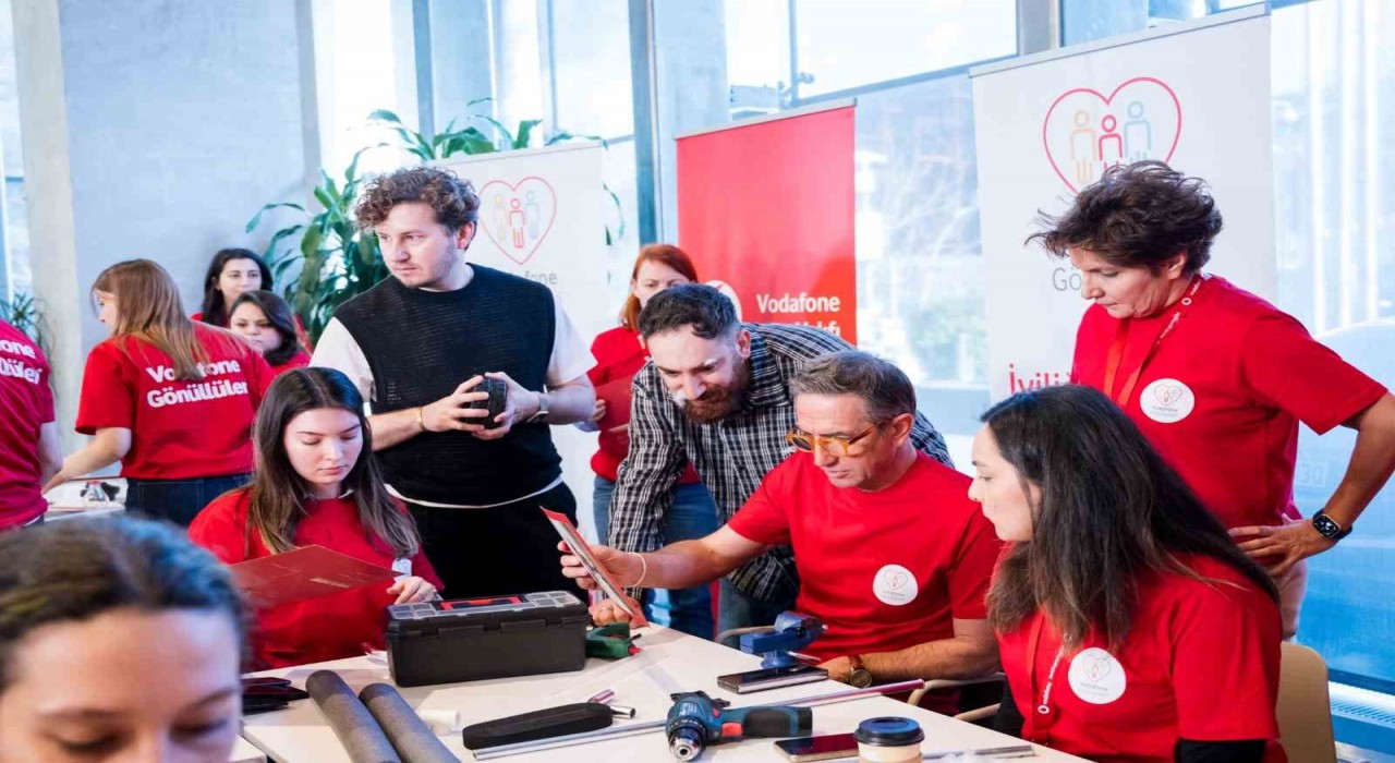 Vodafone Vakfı ve Hayat Tamircisi Hasan Kızıldan engelli hayvanlara özel proje