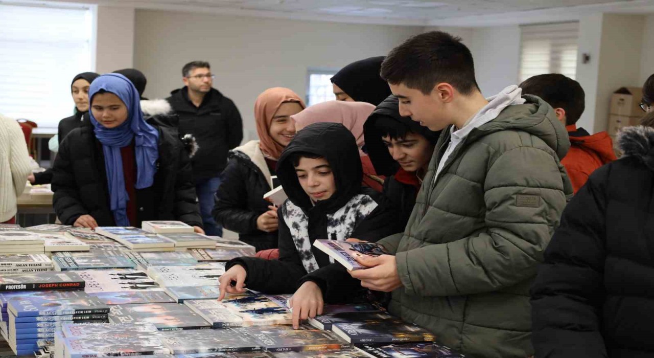Yahyalı 2. Kitap Günlerine kitapseverlerden yoğun ilgi