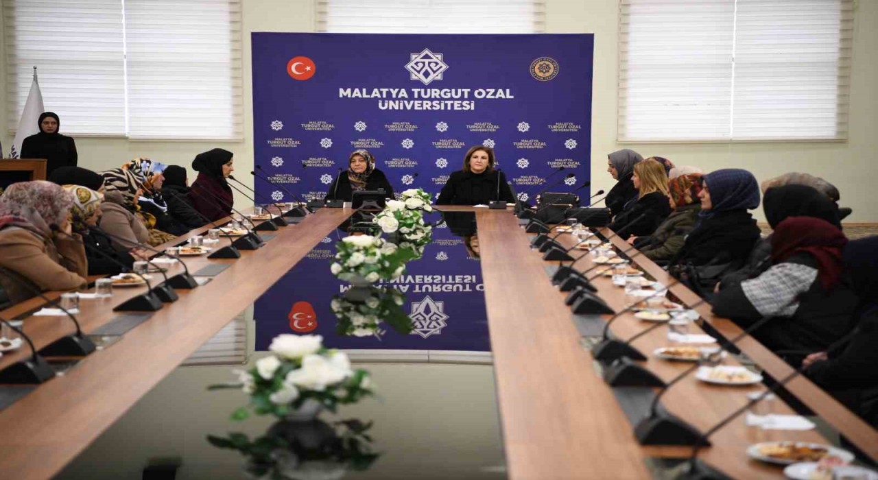 Yıkımın Ardında Umut ve Dayanışma Söyleşisi düzenlendi