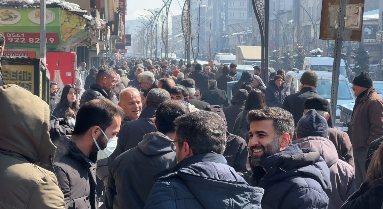 Yüksekovada Ramazan yoğunluğu başladı