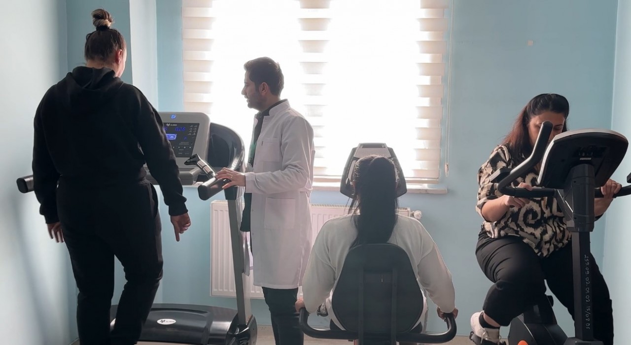 Sağlıklı Hayat Merkezi Vatandaşlara Destek Sunuyor