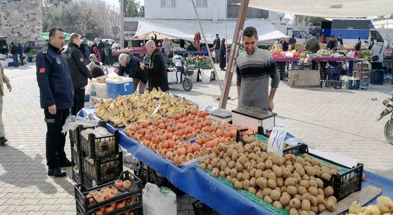 Yumurtalık Belediyesinden halk pazarında etiket denetimi