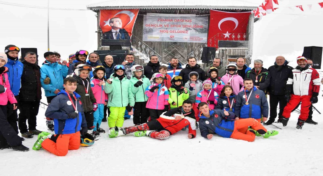 Zigana Dağı'nda 15. Kış Şenliği Coşkuyla Gerçekleşti