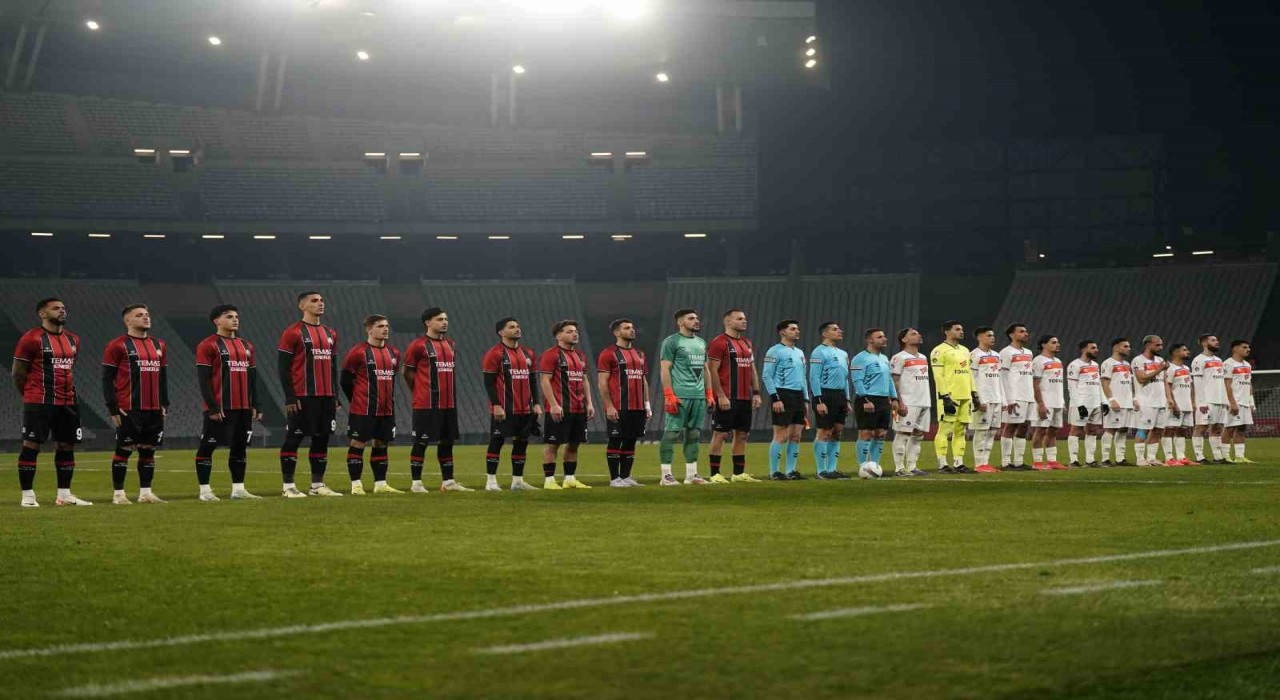 Ziraat Türkiye Kupası: Fatih Karagümrük: 0 - İskenderunspor: 2 (İlk yarı)