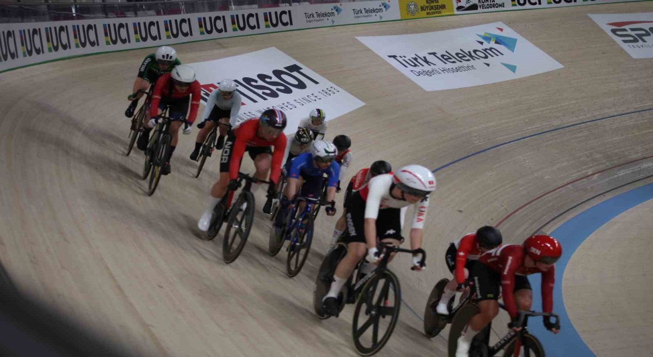 2025 UCI Pist Bisikleti Uluslar Kupasında 3. gün yarışları başladı