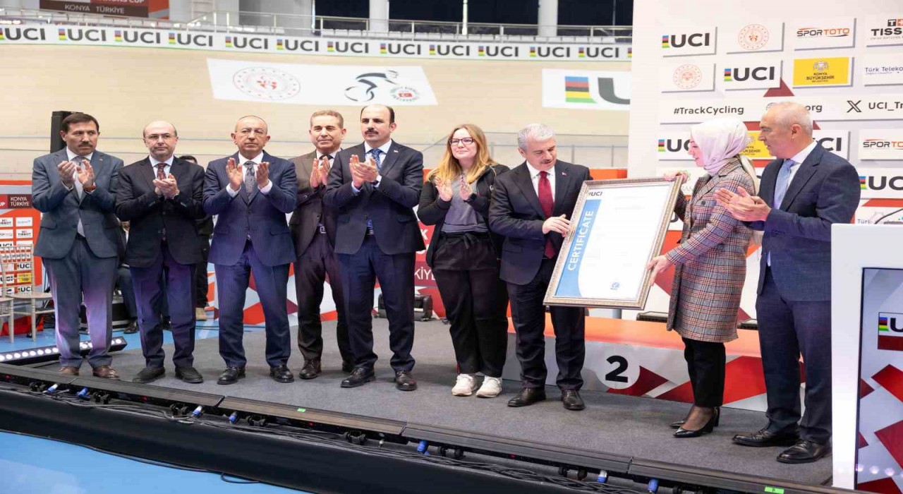 2025 UCI Pist Bisikleti Uluslar Kupasında açılış seremonisi düzenlendi