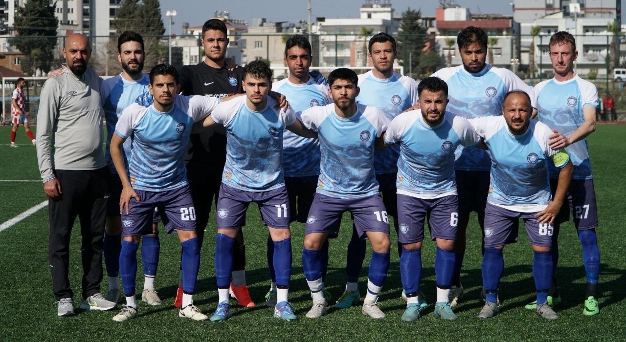 7 Mart Kadirli Demirspor Play-Off Finallerinde