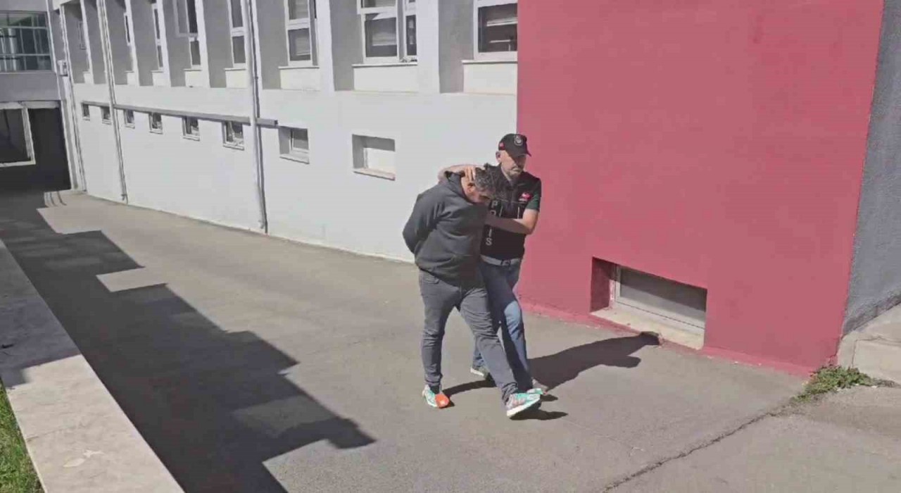 71 kilo uyuşturucu yapacak hammaddeyle yakalandı İçiciyim dedi