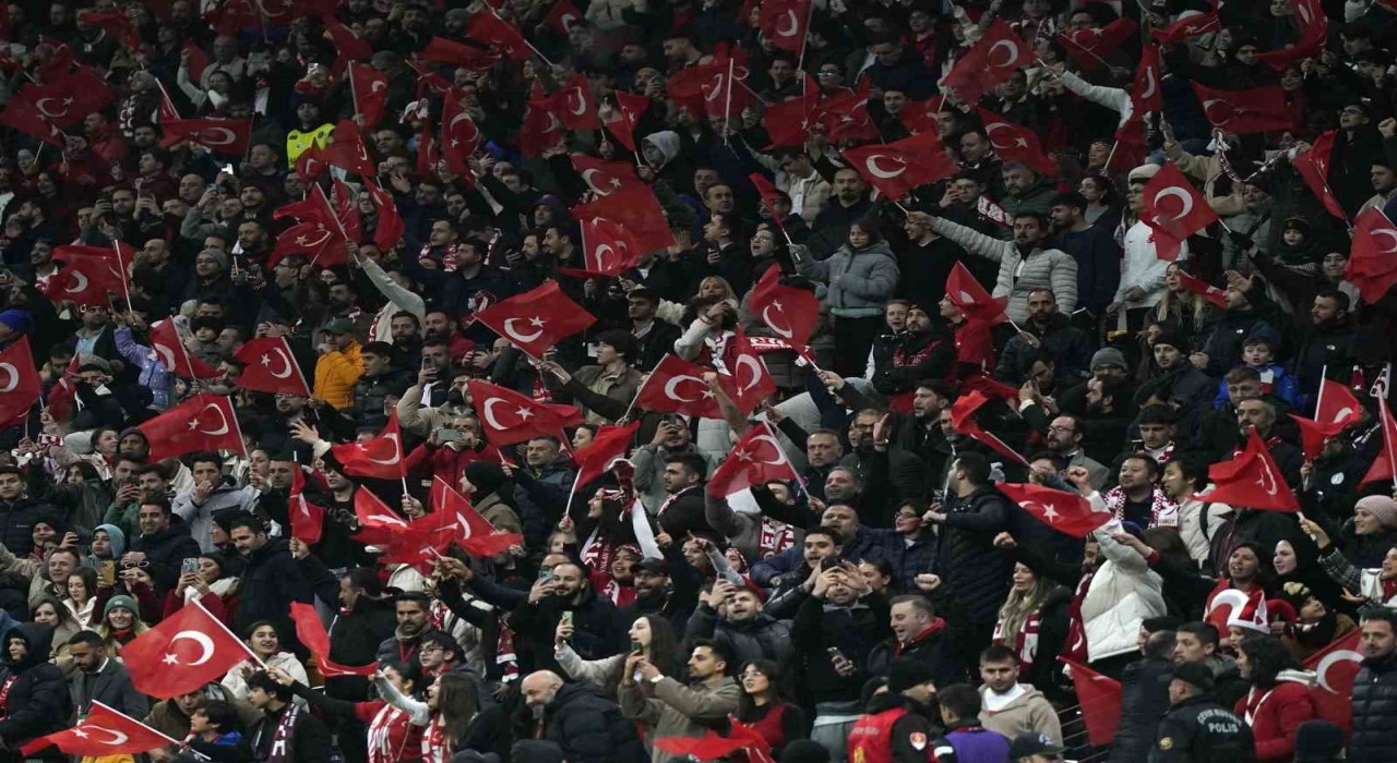 A Milli Futbol Takımı, 910 gün sonra İstanbulda