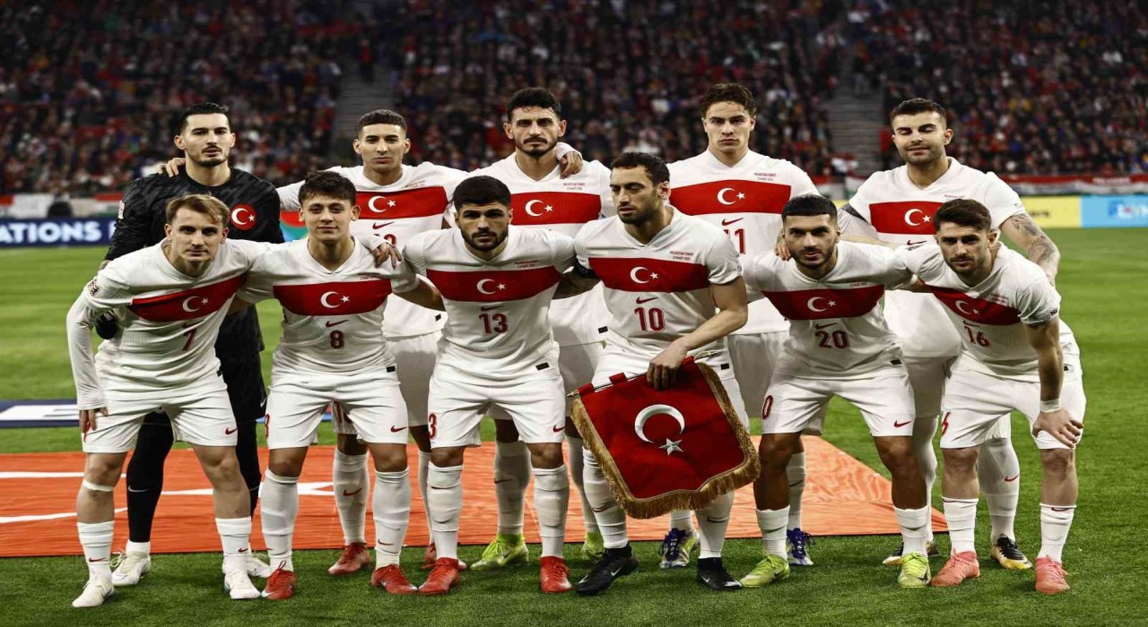 A Milli Futbol Takımında 3 değişiklik