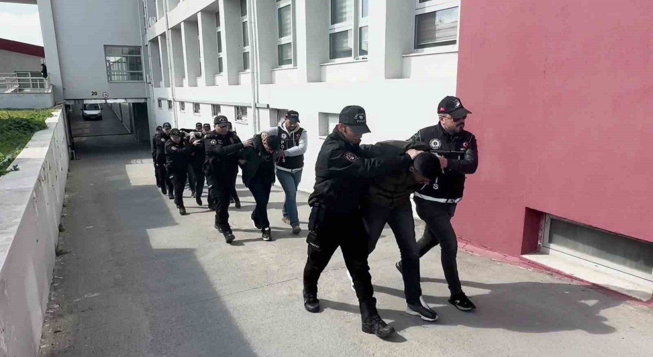 Adanada torbacı operasyonu: 6 tutuklama