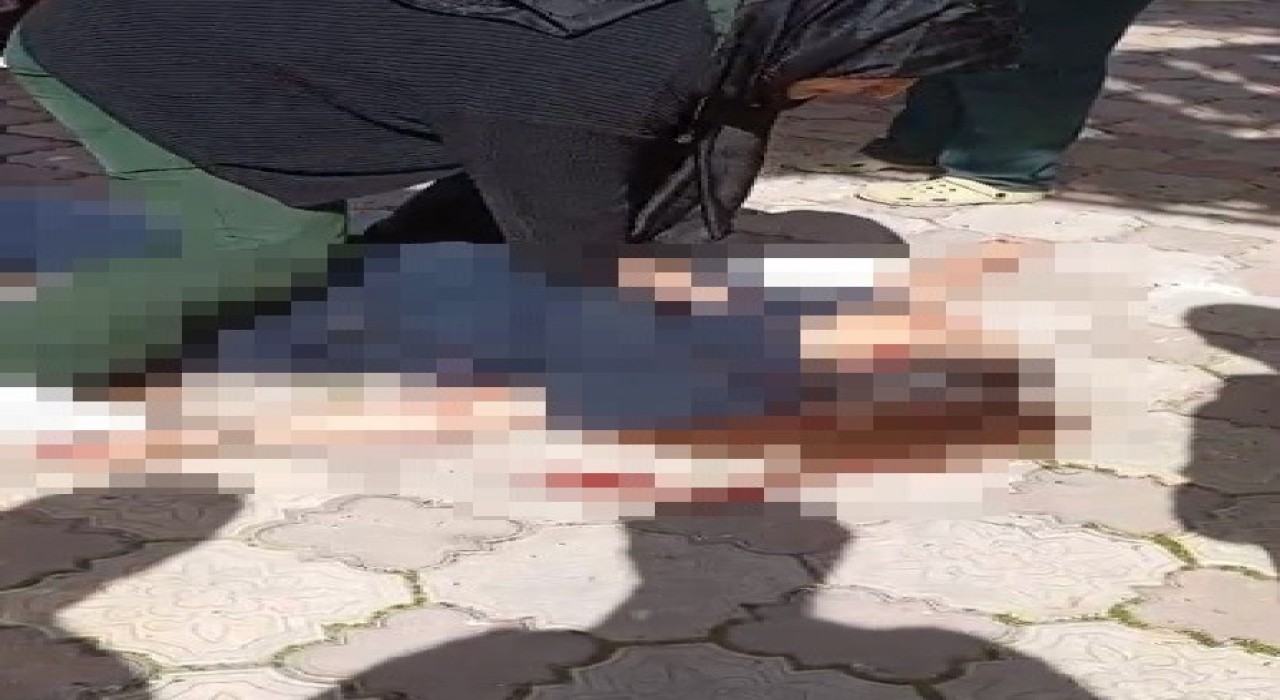 Afyonkarahisarda cam silerken aşağı düşen kadın yaşamını yitirdi