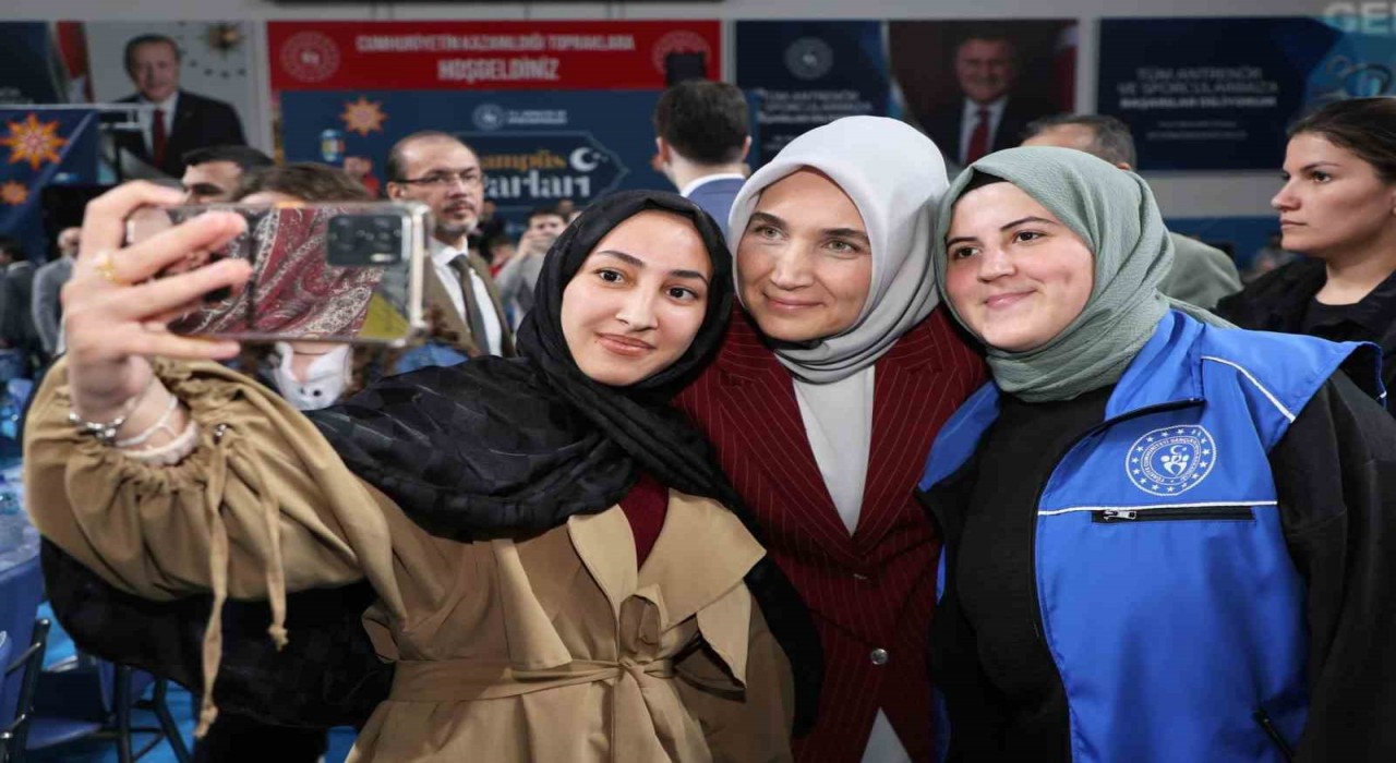 Afyonkarahisarda Kampüs İftarı programı düzenlendi