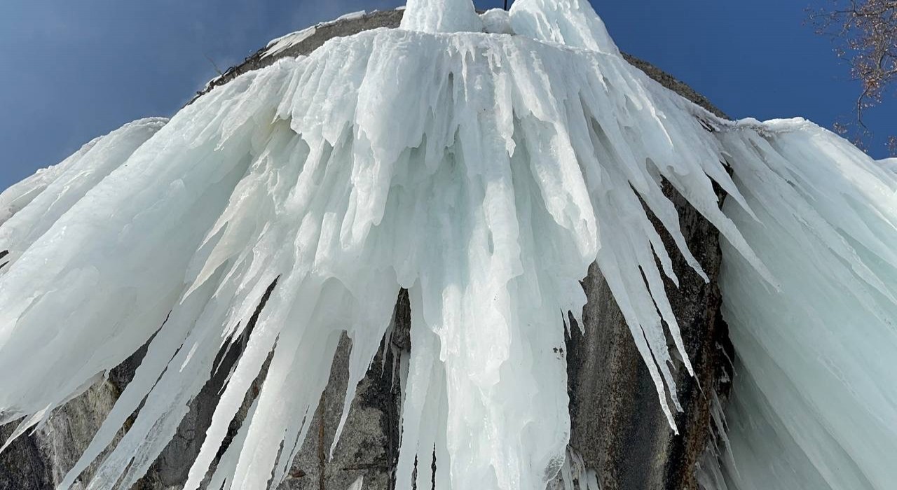 Ağrıda dondurucu soğuklar etkisini sürdürüyor
