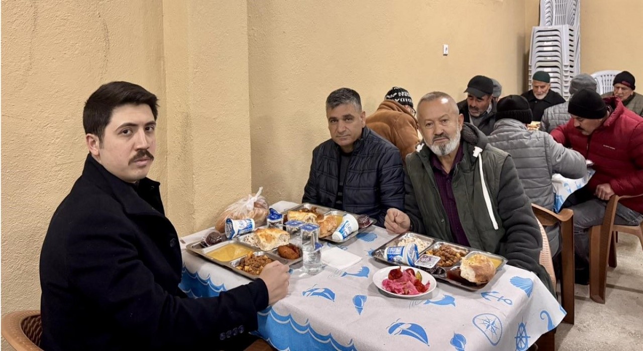Ahmetler Köyünde vatandaşlar ile bir araya geldi