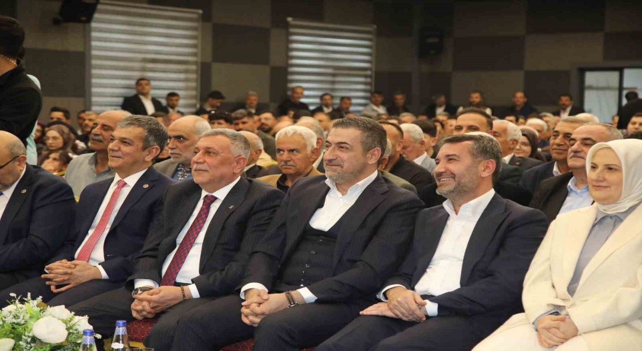 AK Parti Elazığ İl Teşkilatında bayramlaşma