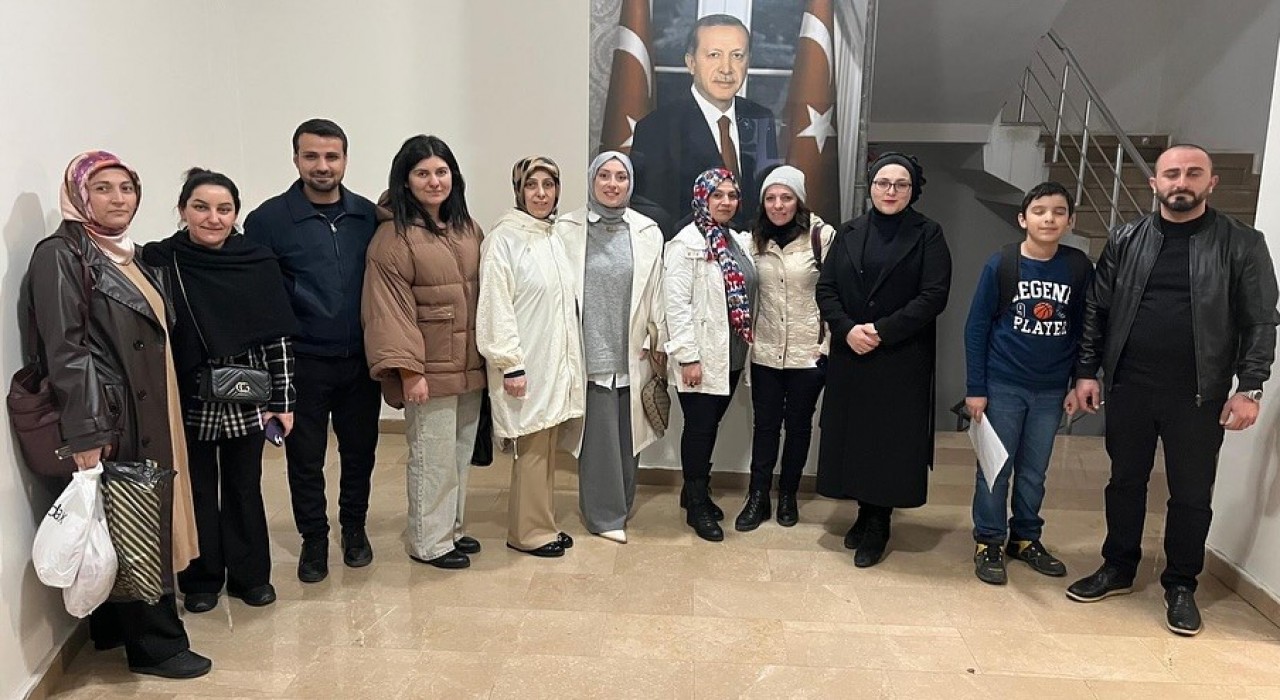 AK Parti Gönül Sofraları etkinliğinde halkla bir araya geliyor