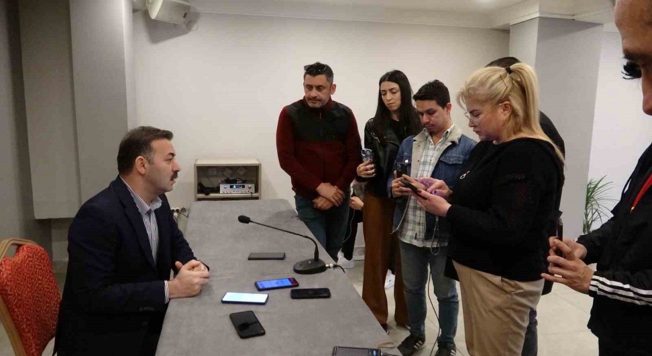AK Parti Zonguldak İl Başkanı Çağlayan: Zonguldakta CHPlilerin birbirlerini şikayet eden, ihbar eden açıklamalar görüyorum
