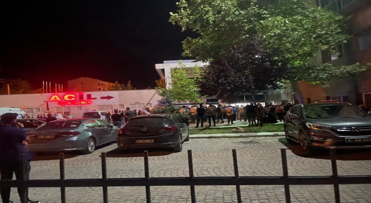 Akçadağda elektrik akımına kapılan işçi yaralandı