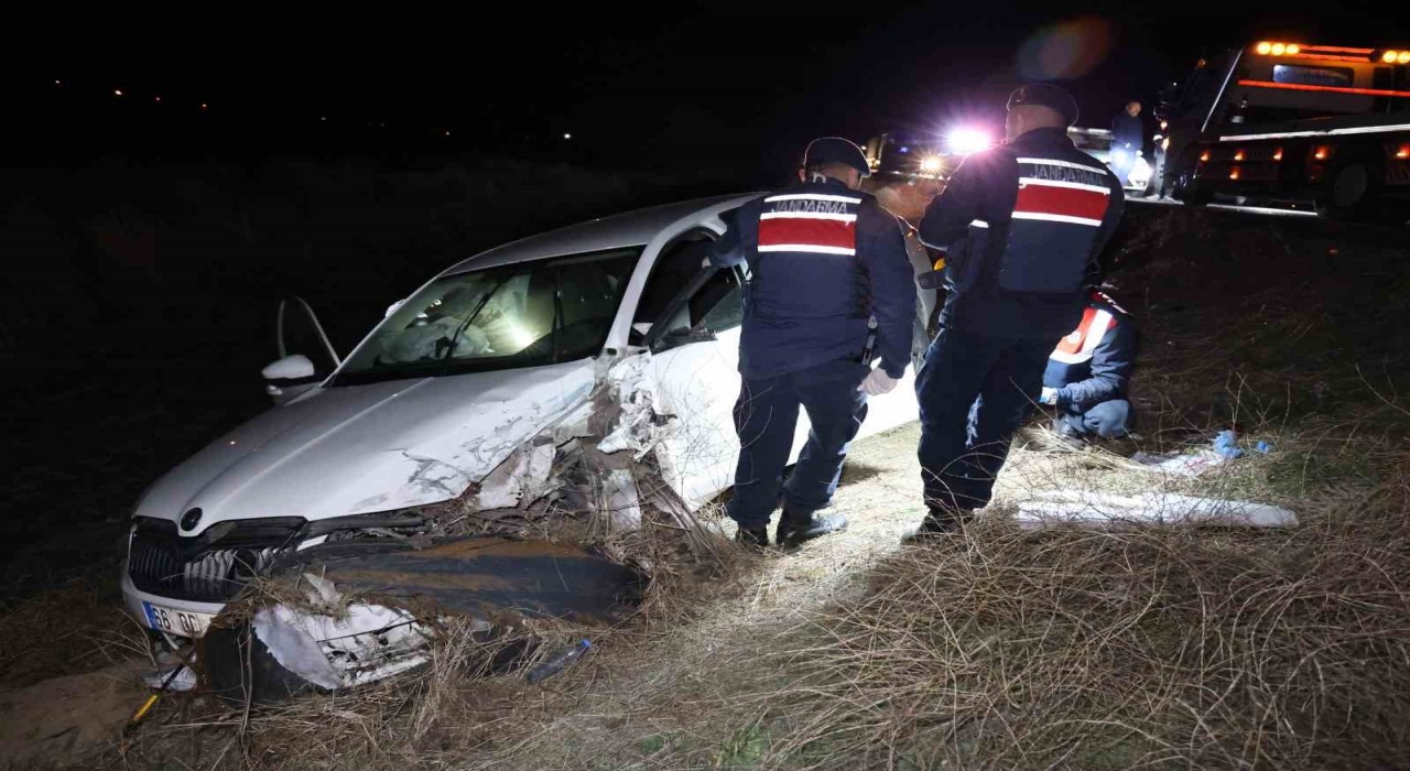 Aksarayda trafik kazası: 1 ölü, 2 yaralı